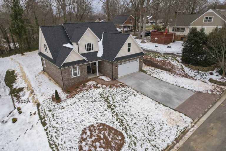 665 Willowbrook Ln aerial view